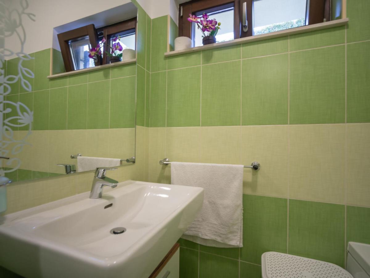 Damir By Interhome Appartement